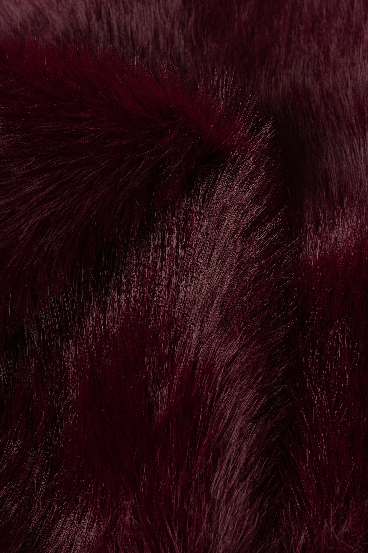 Faux Fur Tie-up Sleeves in Wine