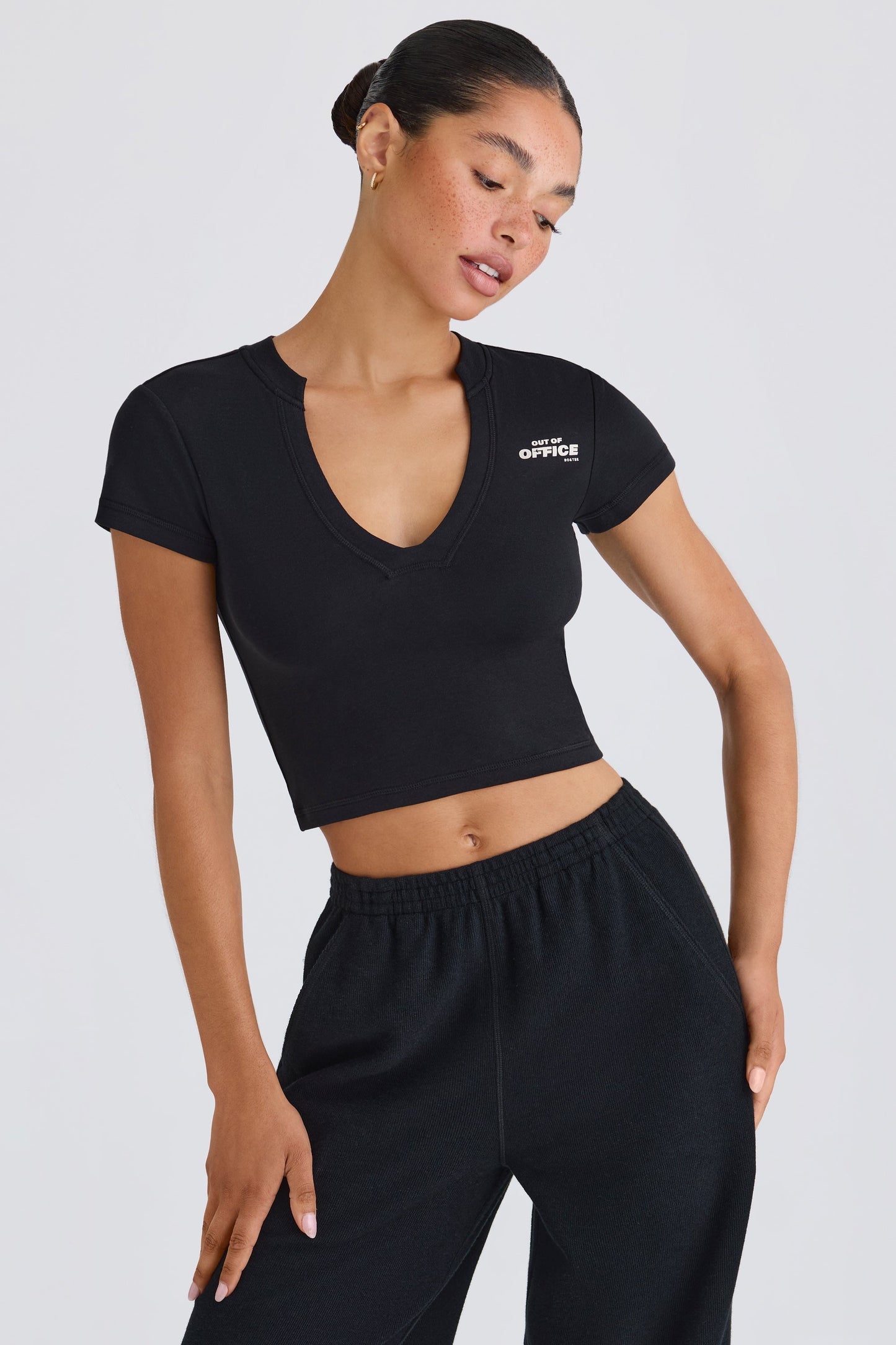 Stretch Cotton Jersey Graphic Print Cropped T-Shirt in Black