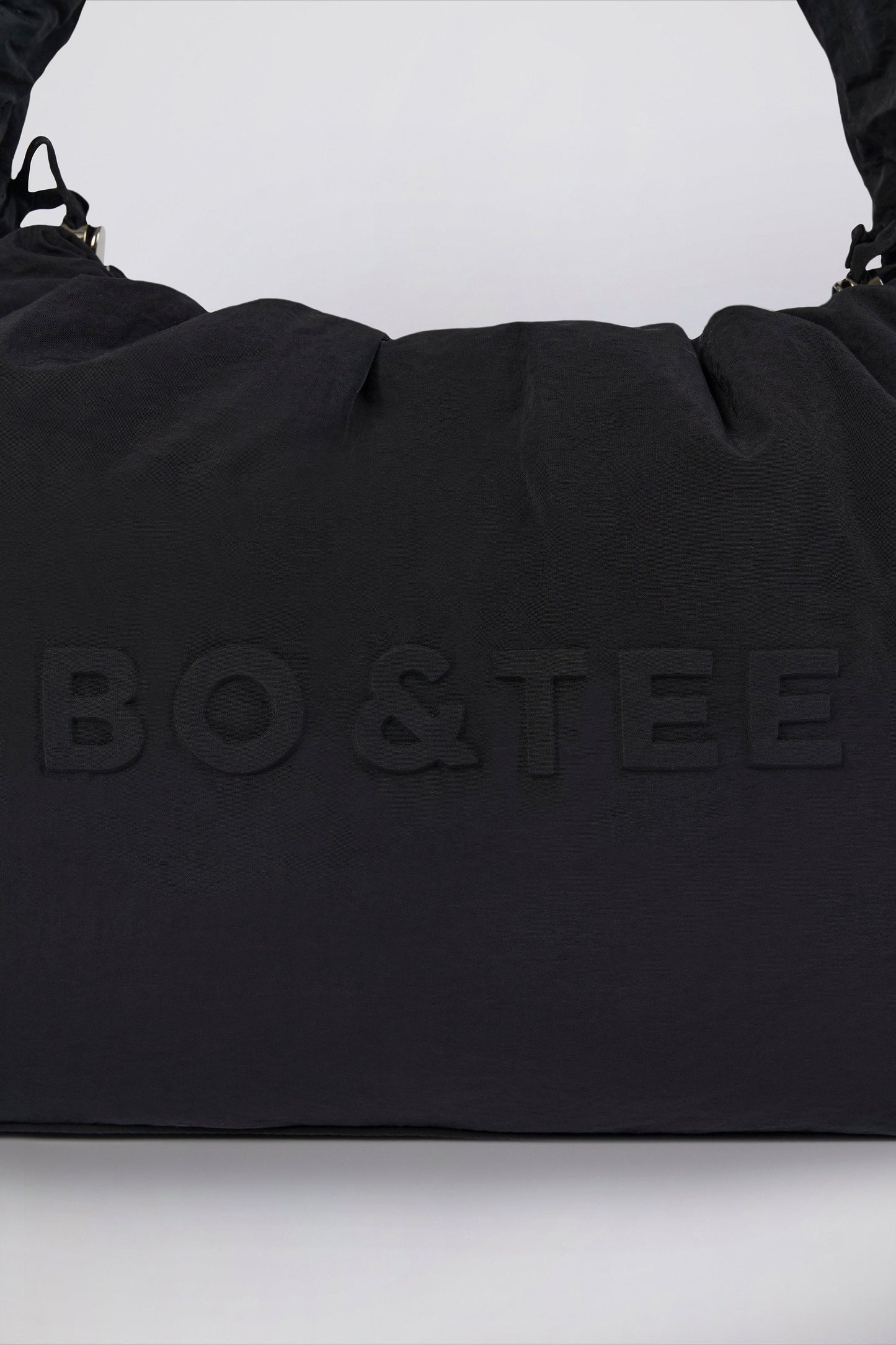 Drawstring Puffer Tote Bag in Black