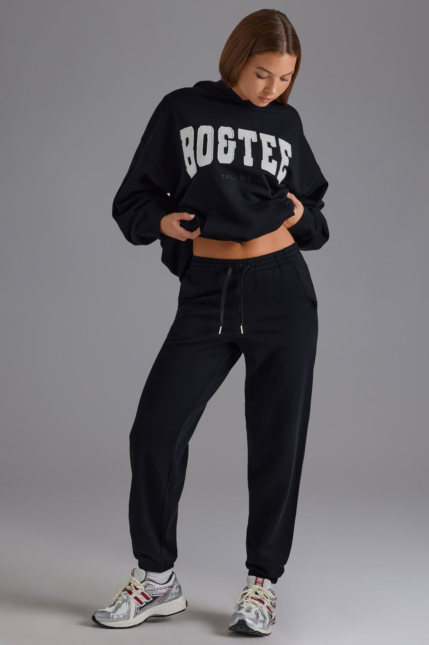 Soft Cotton Jersey Relaxed Mid-Rise Joggers in Black