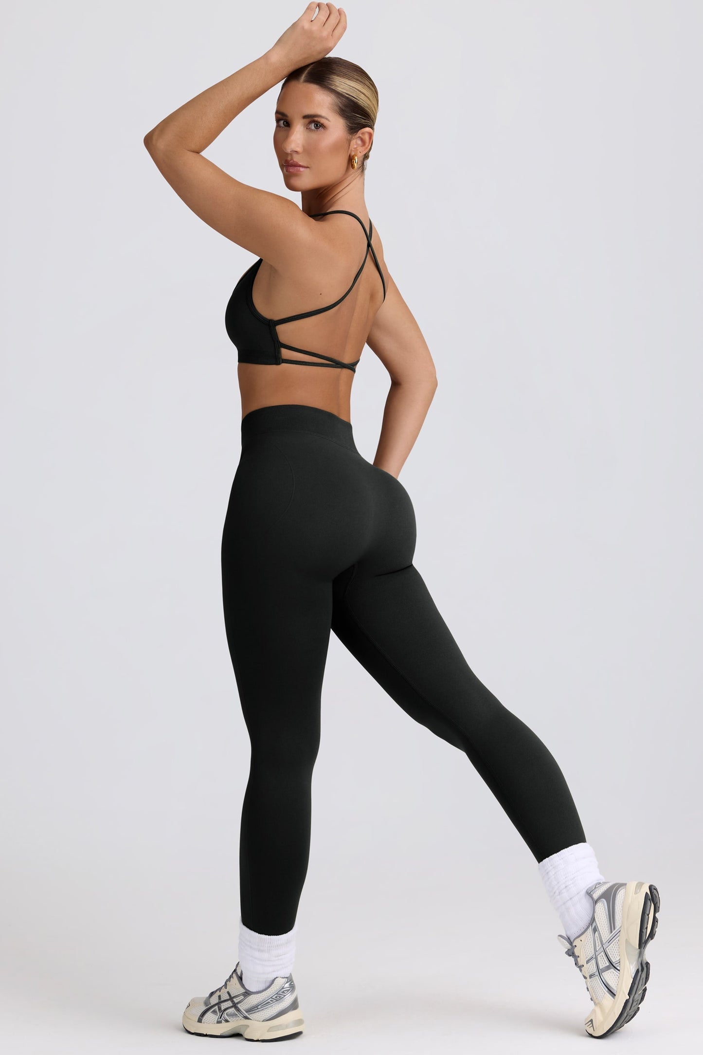 Super Sculpt Seamless Backless Sports Bra in Ash